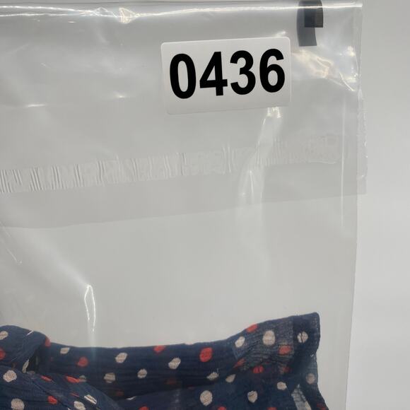 Vineyard Vines Top Women’s 6 Silk Polka Dot Preppy Coastal Feminine Romantic - Picture 8 of 8